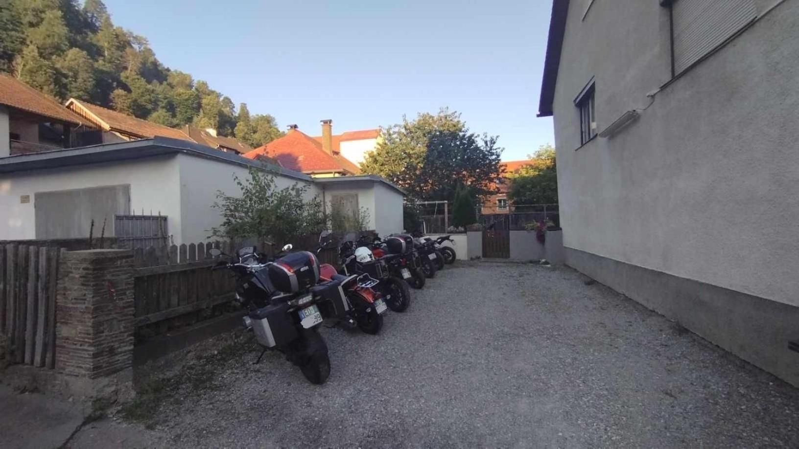 Steinadler Apartman Dog-Friendly, Quiet, Garden House With Private Parking And Beautiful Views Apartment Murau Exterior photo